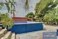 Dom drewniany w stylu górskim 174 m² Alicante, Hiszpania