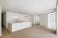 Квартира 2 спальни 163 м² Alvalade, Португалия