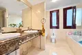 Mieszkanie 2 pokoi 123 m² Casares, Hiszpania