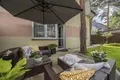 2 bedroom apartment 77 m² Marki, Poland