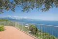 Вилла 5 спален 200 м² La Serra, Италия
