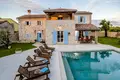3 bedroom villa 320 m² Burici, Croatia
