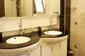 Villa de tres dormitorios 380 m² Budva, Montenegro