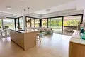 3 bedroom apartment  Estepona, Spain