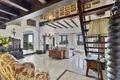 Haus 4 Schlafzimmer 450 m² Dos Hermanas, Spanien