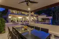 villa de 7 chambres 650 m² Rawai, Thaïlande