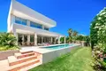 5 bedroom house 450 m² Dos Hermanas, Spain