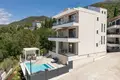 4-Schlafzimmer-Villa 400 m² in Tivat, Montenegro