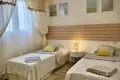 2 bedroom apartment 75 m² Manilva, Spain