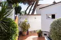 Haus 5 Schlafzimmer 288 m² Dos Hermanas, Spanien