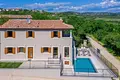 3-Schlafzimmer-Villa 150 m² Umag, Kroatien