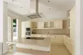 Villa 8 habitaciones 850 m² Budva, Montenegro