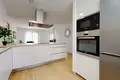 Commercial property 140 m² in Finestrat, Spain