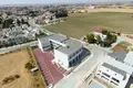 Oficina 70 m² en Dromolaxia Meneou Municipality, Chipre