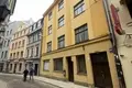 Casa 45 habitaciones 1 350 m² Riga, Letonia