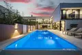 4 bedroom house 220 m² Opcina Medulin, Croatia