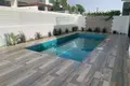 villa de 5 dormitorios 319 m² Dubái, Emiratos Árabes Unidos
