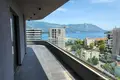 Mieszkanie 3 pokoi 121 m² Budva, Czarnogóra