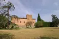 Nieruchomości inwestycyjne 7 676 m² Florencja, Włochy
