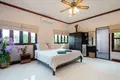 Villa de 4 dormitorios 300 m² Sakhu, Tailandia
