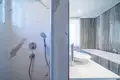 Villa mit 2 Schlafzimmern 185 m² Tivat, Montenegro