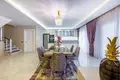 Mieszkanie 4 pokoi 170 m² Kargicak, Turcja
