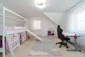 Cottage 4 bedrooms 163 m² Dzyarzhynsk, Belarus