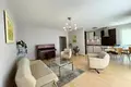 Commercial property 2 rooms 65 m² in Warsaw, Poland