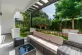 2 bedroom apartment 112 m² Marbella, Spain