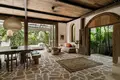 Villa 4 chambres 290 m² Tumbak Bayuh, Indonésie