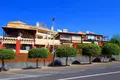 Villa de tres dormitorios 275 m² Arona, Španjolska