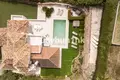 Haus 5 Schlafzimmer 333 m² Dos Hermanas, Spanien