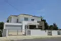 5 bedroom villa 460 m² in Germasogeia, Cyprus