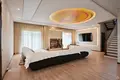Haus 6 zimmer 325 m² Riga, Lettland