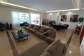 Mieszkanie 2 pokoi 157 m² Marbella, Hiszpania