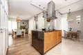 Wohnung 5 zimmer 160 m² in Warschau, Polen