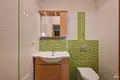 Haus 6 zimmer 312 m² Riga, Lettland