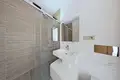 Mieszkanie 2 pokoi 85 m² Malaga, Hiszpania