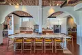 Wohnung 7 Schlafzimmer 689 m² Kerobokan, Indonesien
