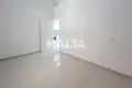 Mieszkanie 3 pokoi 65 m² Torrevieja, Hiszpania