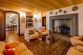 Villa 10 Schlafzimmer 1 600 m² Bergamo, Italien