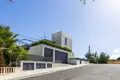 Mieszkanie 4 pokoi 457 m² Demos Agiou Athanasiou, Cypr