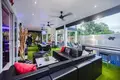 villa de 7 chambres 650 m² Rawai, Thaïlande