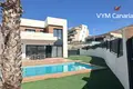 5-Schlafzimmer-Villa 260 m² in Finestrat, Spanien