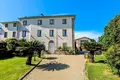 4-Schlafzimmer-Villa 1 500 m² Lucca, Italien