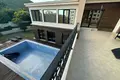 Villa de 4 dormitorios 300 m² Budva, Montenegro