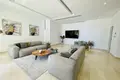 villa de 5 dormitorios  Aradippou, Chipre