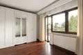 Commercial property 4 rooms 230 m² in Warsaw, Poland