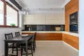 Mieszkanie 2 pokoi 57 m² Warszawa, Polska