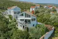 Haus 8 Schlafzimmer  Lustica, Montenegro